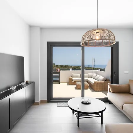 בית נופש Aloe, 3 Bedroom Townhouse נרחה