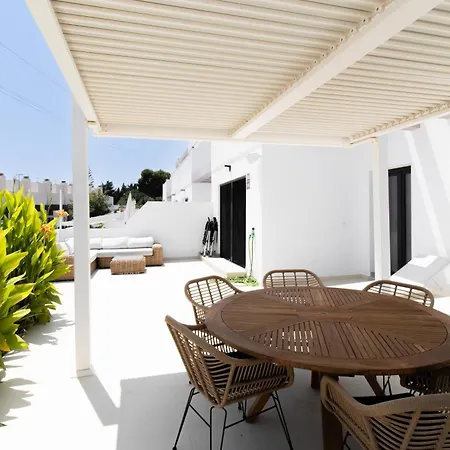 Aloe, 3 Bedroom Townhouse בית נופש *
